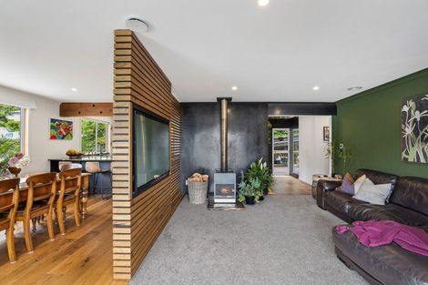 Photo of property in 2 Evergreen Place, Sunshine Bay, Queenstown, 9300