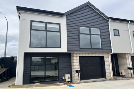 Photo of property in 1/1 North Ridge Drive, Rototuna North, Hamilton, 3281