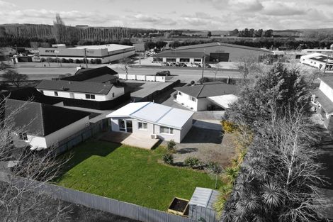 Photo of property in 74 Great North Road, Winton, 9720