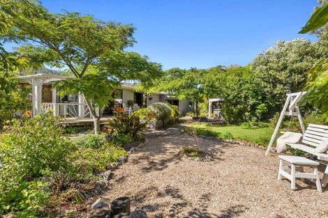 Photo of property in 760 Abel Tasman Drive, Pohara, Takaka, 7183