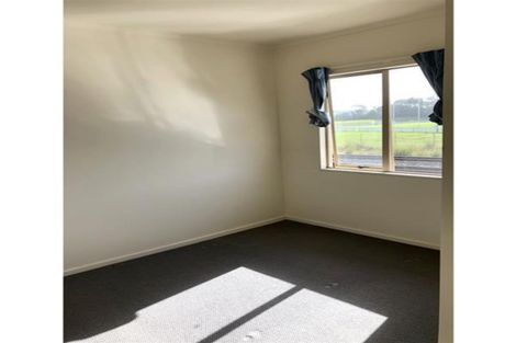 Photo of property in 15 Lockington Avenue, Henderson, Auckland, 0612