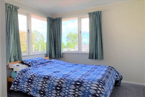 Photo of property in 15 Pikitea Road, Mangere Bridge, Auckland, 2022