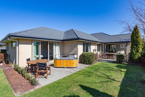 Photo of property in 26 Cedar Place, Rangiora, 7400