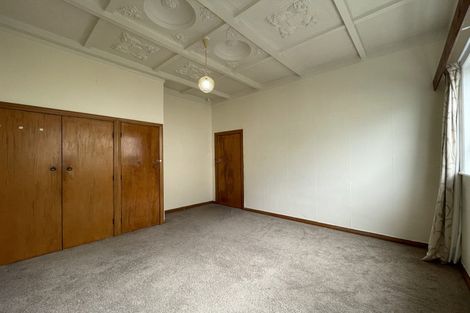 Photo of property in 492 Blockhouse Bay Road, Blockhouse Bay, Auckland, 0600