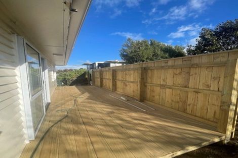 Photo of property in 77 Mould Street, Waitara, 4320