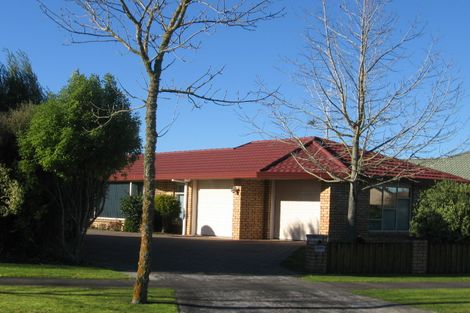 Photo of property in 5 Halcione Close, Flagstaff, Hamilton, 3210