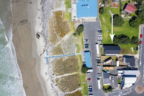 Photo of property in 10b Beach Road, Waihi Beach, 3611