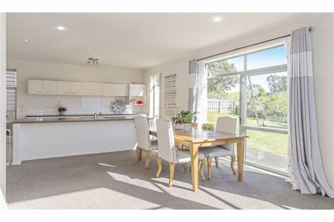 Photo of property in 33 Fingal Way, Gulf Harbour, Whangaparaoa, 0930