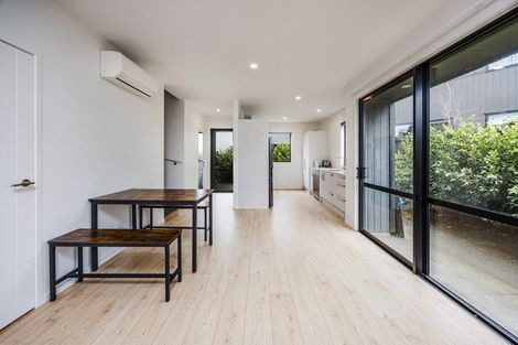 Photo of property in 17b Cessna Crescent, Mangere, Auckland, 2022