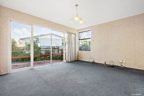 Photo of property in 33 Tairere Crescent, Rosehill, Papakura, 2113