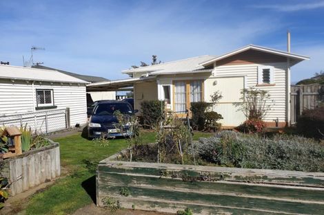 Photo of property in 69 Gordon Street, Dannevirke, 4930