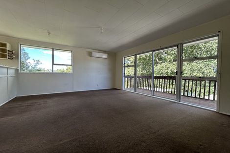 Photo of property in 2/28 Leaver Place, Weymouth, Auckland, 2103