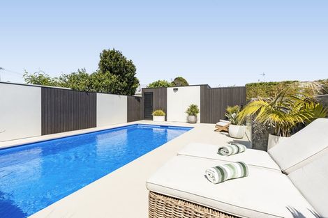 Photo of property in 4 Barriball Street, Fitzroy, New Plymouth, 4312