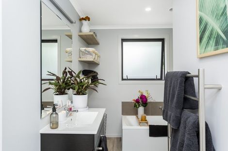 Photo of property in 53 Owhiro Avenue, Mosgiel, 9024