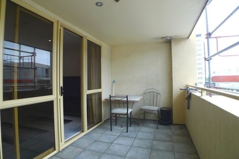 Photo of property in 4d/5 Kent Terrace, Mount Victoria, Wellington, 6011
