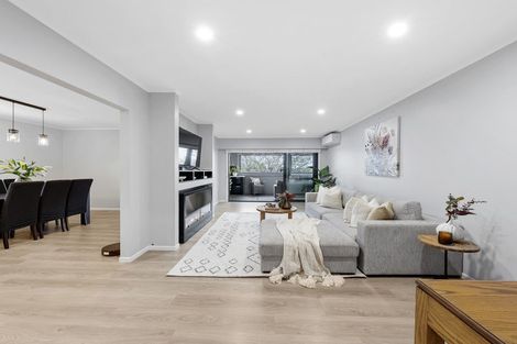 Photo of property in 68 Anzac Road, Pukekohe, 2120