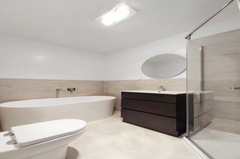 Photo of property in 4/535 Swanson Road, Ranui, Auckland, 0612