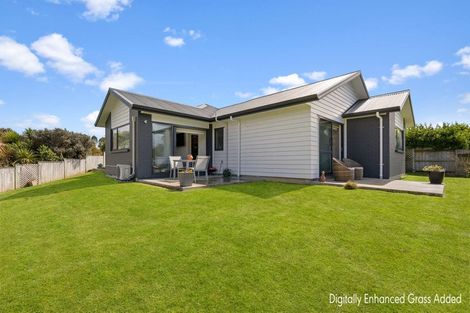 Photo of property in 8 Michelia Lane, Kaukapakapa, Helensville, 0875