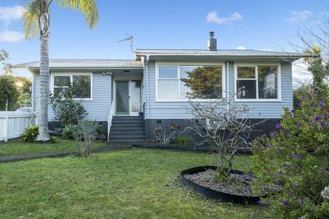 Photo of property in 60 Hilling Street, Titirangi, Auckland, 0604