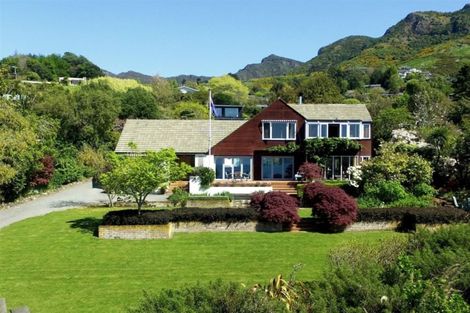 Photo of property in 13 Cholmondeley Lane, Governors Bay, 8971