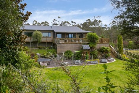 Photo of property in 108 Acacia Heights Drive, Acacia Bay, Taupo, 3385