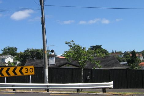 Photo of property in 2/8 Marua Road, Ellerslie, Auckland, 1051