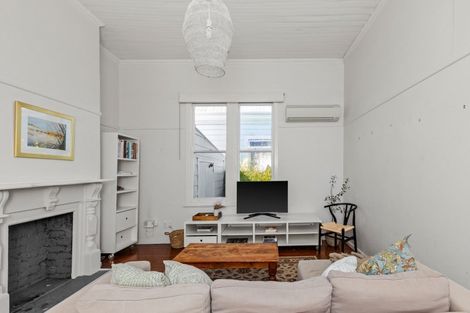 Photo of property in 95 Wellesley Road, Napier South, Napier, 4110