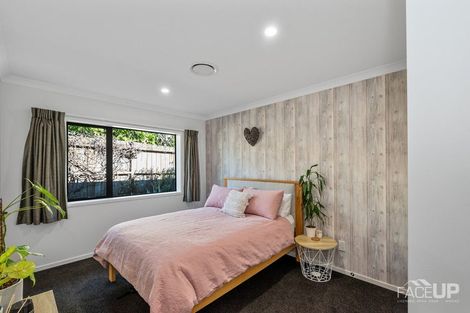 Photo of property in 13 Hobie Court, West Harbour, Auckland, 0618