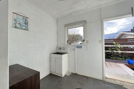 Photo of property in 2/29 Browns Avenue, Pakuranga, Auckland, 2010