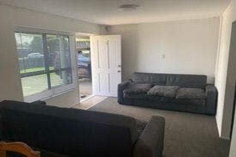 Photo of property in 132 Finlayson Avenue, Clendon Park, Auckland, 2103