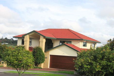 Photo of property in 5 Ramoana Mews, Shelly Park, Auckland, 2014