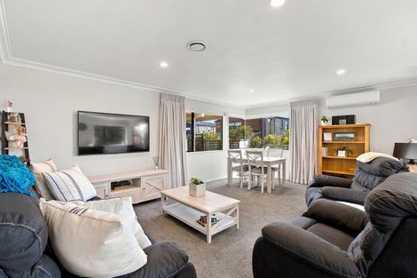 Photo of property in 3/30 Whiteley Street, Moturoa, New Plymouth, 4310