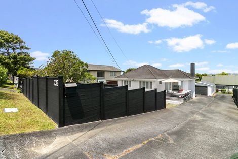 Photo of property in 1/232 East Coast Road, Forrest Hill, Auckland, 0620