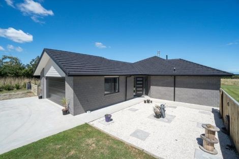 Photo of property in 272 Austin Road, Normanby, Hawera, 4673