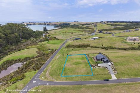 Photo of property in 2 Taha Puke Road, Okura Bush, Silverdale, 0794