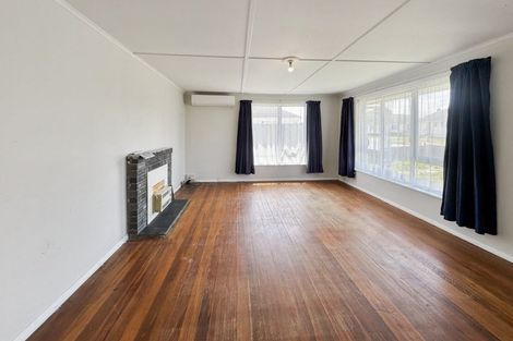 Photo of property in 17 Akatea Street, Gonville, Whanganui, 4501