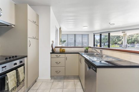 Photo of property in Anchorage Apartments, 104/36 Victoria Road, Mount Maunganui, 3116