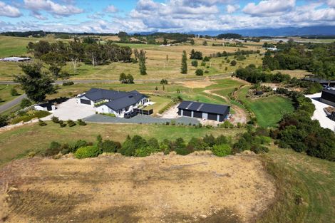 Photo of property in 17 Deck Road, Tasman, 7173