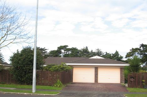 Photo of property in 82 Carnoustie Drive, Wattle Downs, Auckland, 2103