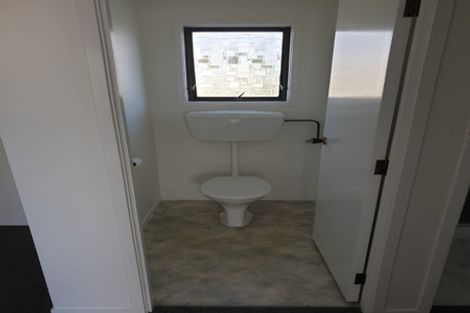 Photo of property in 2/8 Mayville Avenue, New Lynn, Auckland, 0600