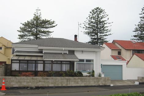 Photo of property in 6 Warren Street, Napier South, Napier, 4110