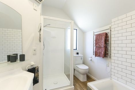 Photo of property in 17b Punjab Street, Khandallah, Wellington, 6035