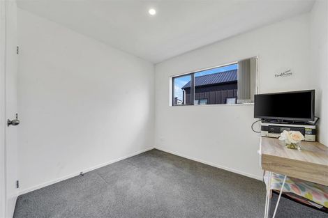 Photo of property in 69 Black Beech Crescent, Takanini, 2110