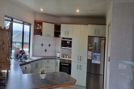 Photo of property in 8 Woodgate Court, Fitzherbert, Palmerston North, 4410