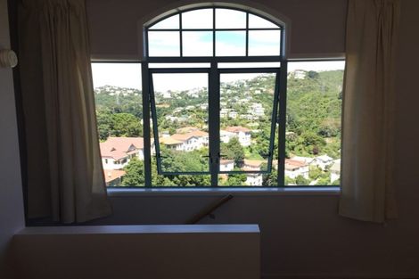 Photo of property in 7/93a Kelburn Parade, Kelburn, Wellington, 6012