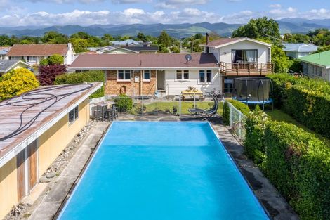 Photo of property in 7 Fairbrother Street, Carterton, 5713