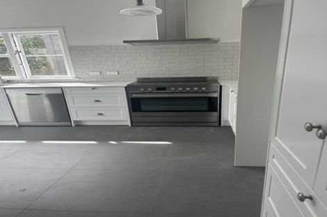 Photo of property in 27 Ava Street, Petone, Lower Hutt, 5012