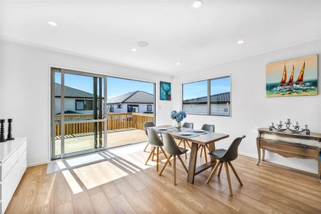 Photo of property in 7 Aklander Rise, Flat Bush, Auckland, 2019