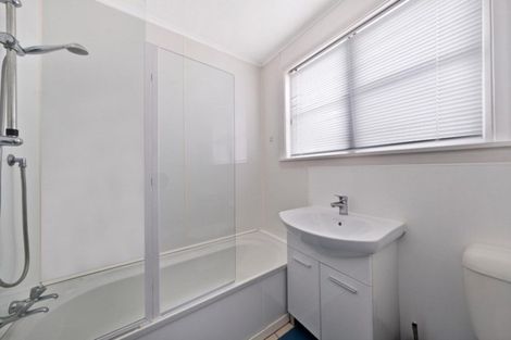 Photo of property in 2/45 Dickson Crescent, Hornby, Christchurch, 8042