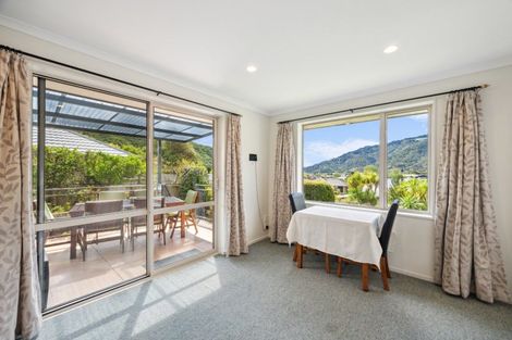 Photo of property in 19 Ranui Street, Waikawa, Picton, 7220